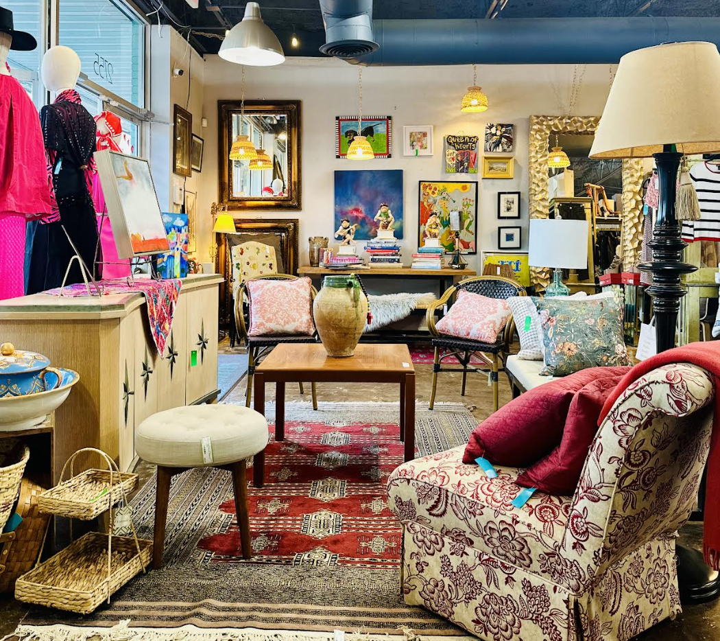 Queenies Consignment